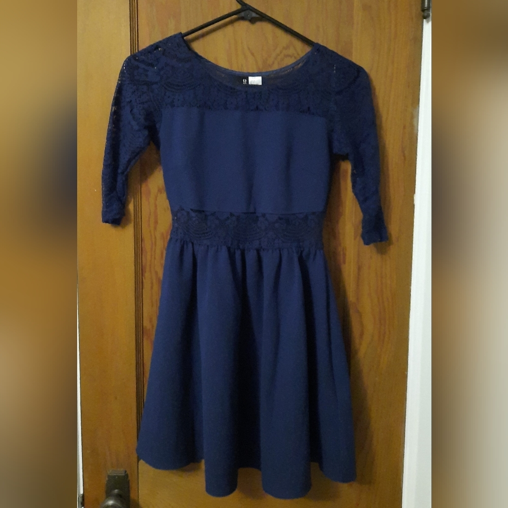 H&M girls size 4 blue lace cocktail dress